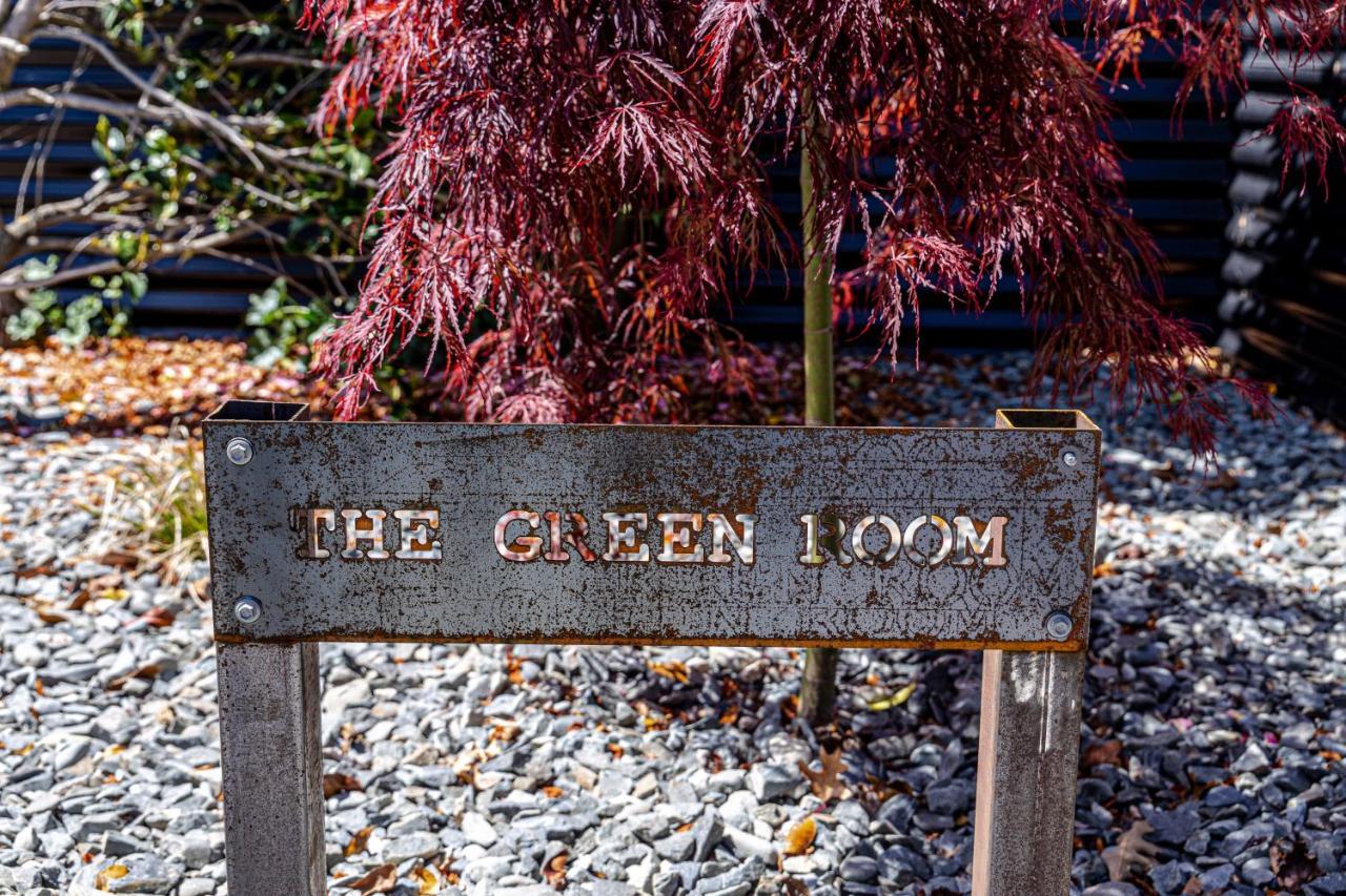 Magic On Maryburn - The Green Room Twizel Dış mekan fotoğraf